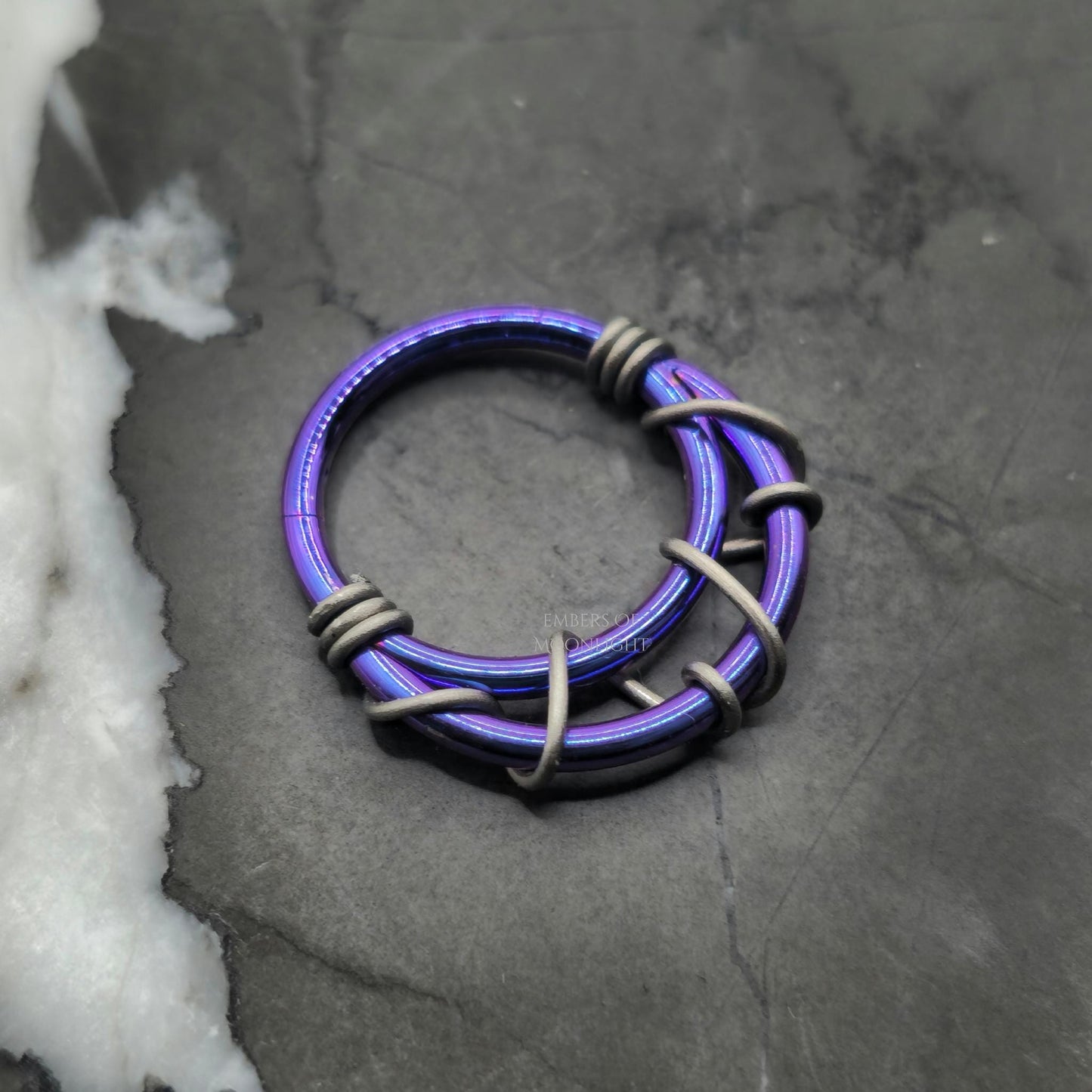 Blurple + Grey Banded Hinged Crescent Clicker