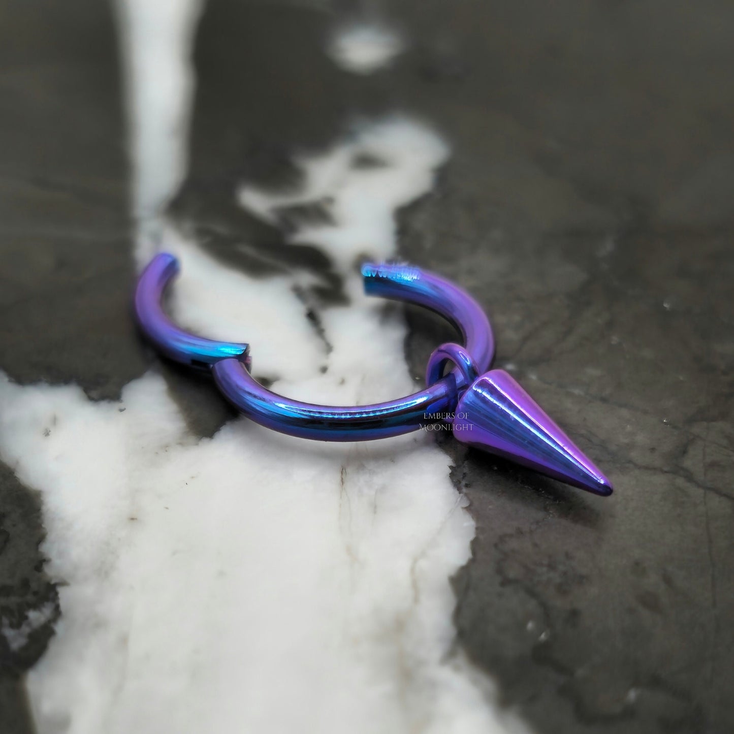 Spike Charm Hinged Clicker