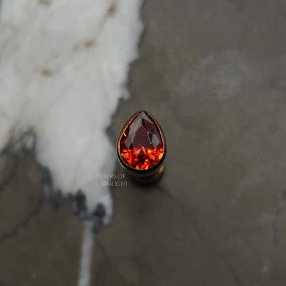 Red Teardrop Threadless Flat Back Labret