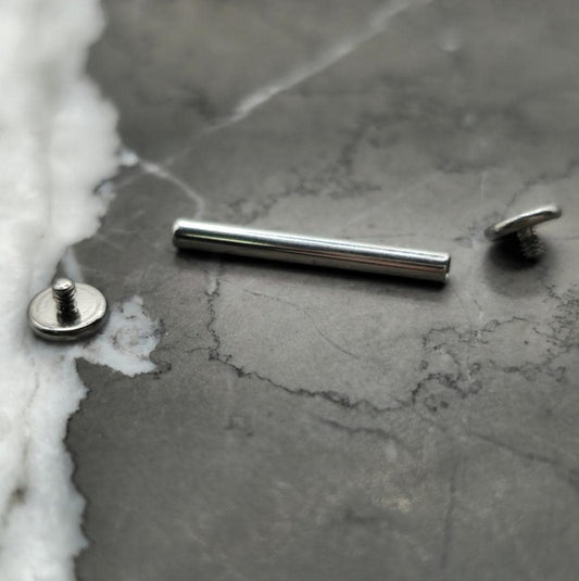 Minimalist Flat End Straight Barbell