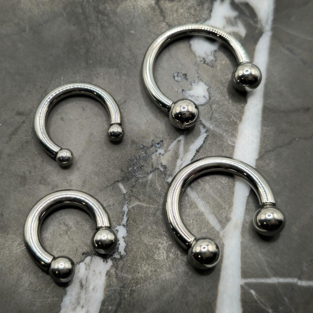 12g or 10g Horseshoe Hoop