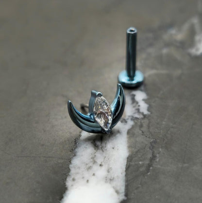 Goddess Moon Threadless Labret