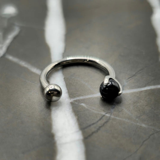 Black Onyx Claw Horseshoe Hoop