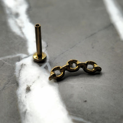 Faux Chain Flat Back Labret