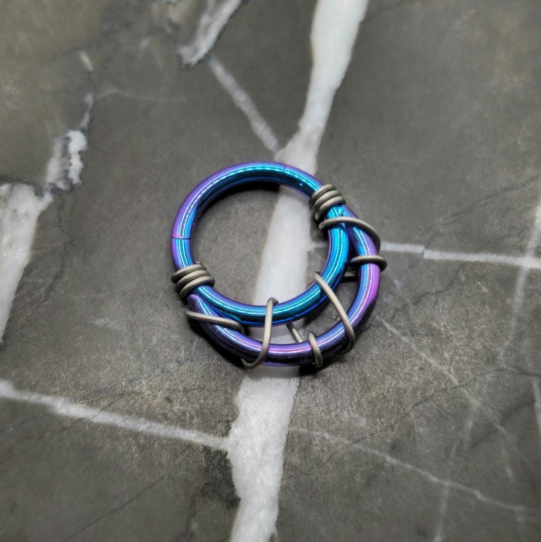 Color Shift Blue-Purple Blurple Hinged Clicker