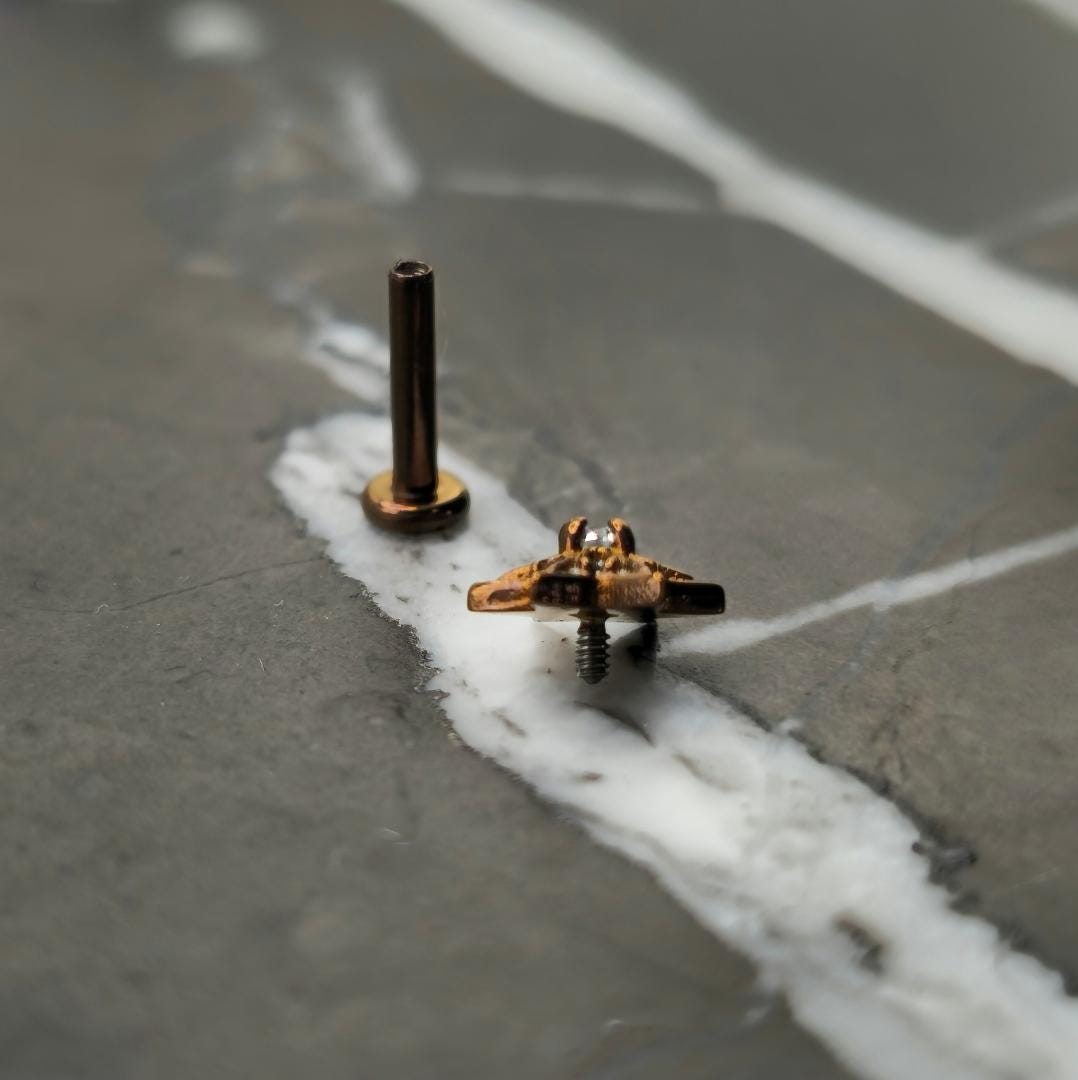 Six-Pointed North Star Labret