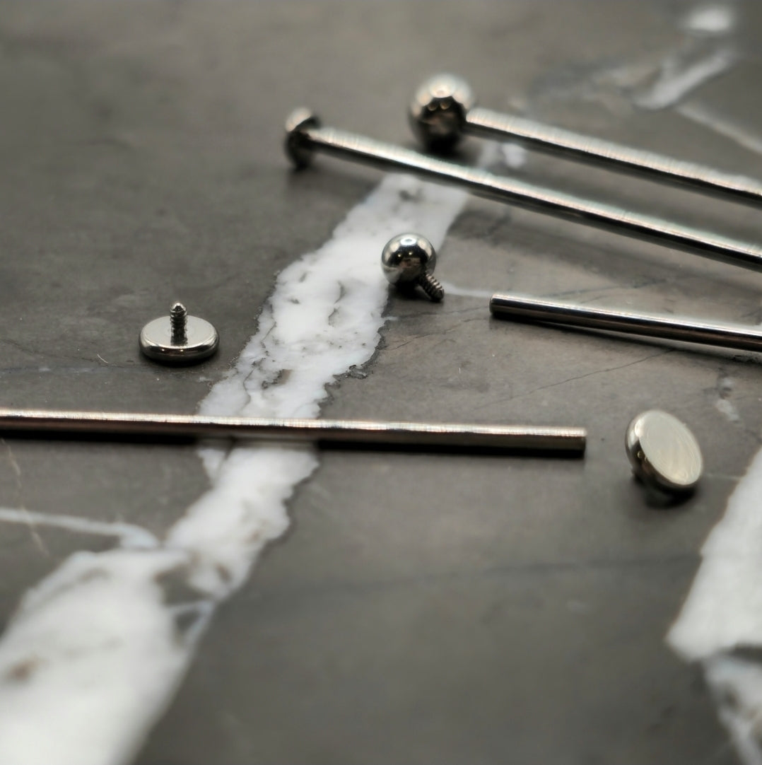 Industrial Scaffold Cartilage Barbell with Flat or Ball Ends