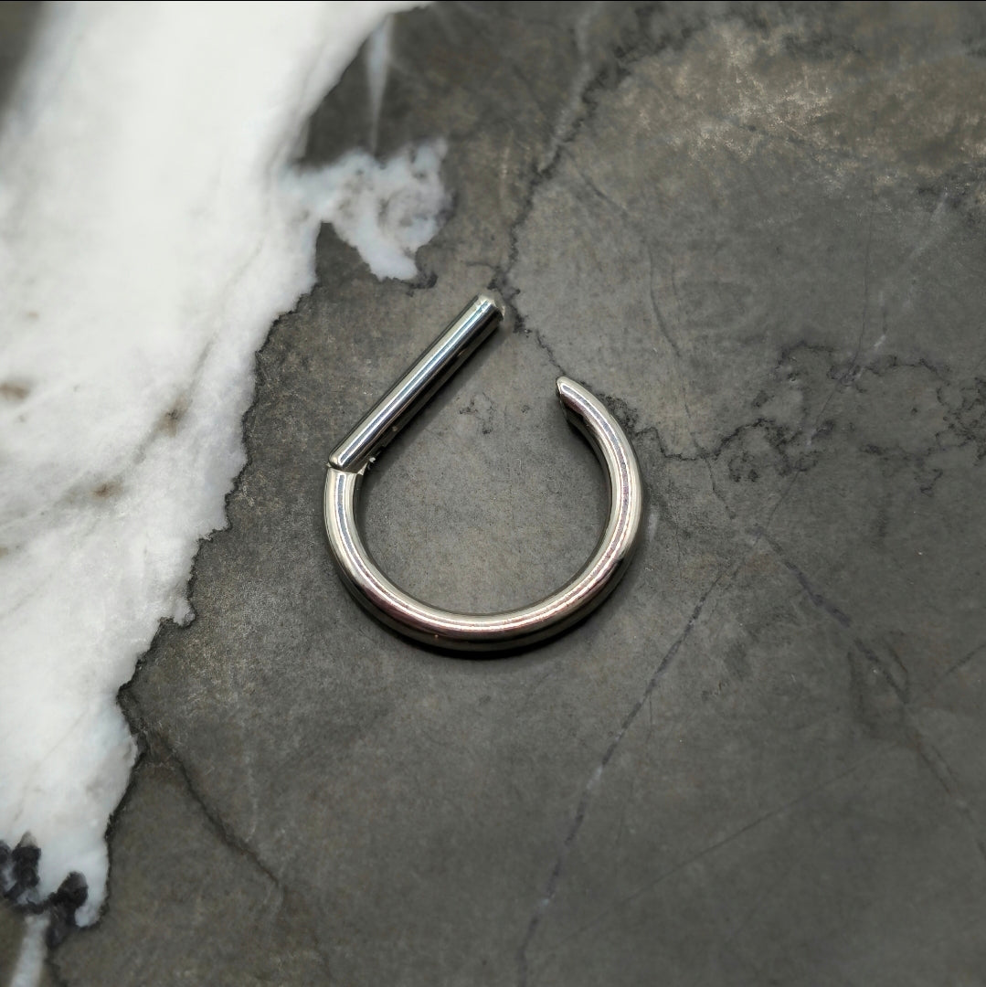 D Shape Hinged Clicker Ring